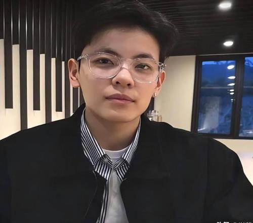 外媒,巴薩若烏姆,蒂蒂拒絕降,超凡国际电子官网,超凡国际电子入口,超凡国际电子平台,超凡国际电子官方